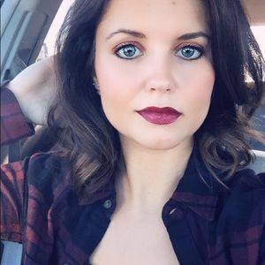 Meet your Posher, Brittney